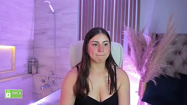 Snapshot of taiiga__ chatting on January 4, 2025, 9:20 pm taiiga online show from January 4, 2025, 9:20 pm