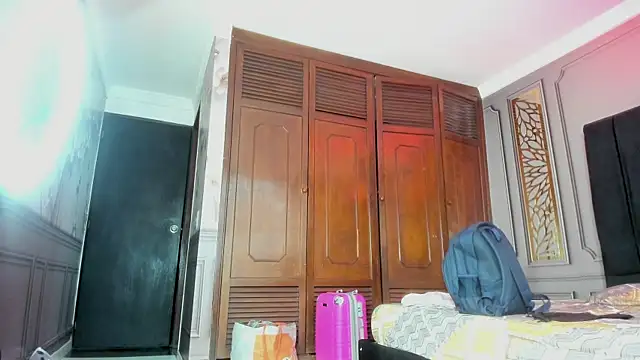 Snapshot of mature_bigass__ chatting on March 19, 2025, 8:54 pm mature bigass online show from March 19, 2025, 8:54 pm