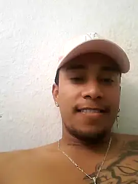 Snapshot of diablonegro69 chatting on December 2, 2024, 11:18 pm diablonegro69 online show from December 2, 2024, 11:18 pm