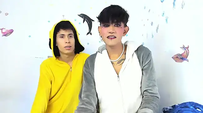 Snapshot of andrew_uwu_ chatting on December 15, 2024, 1:02 am andrew uwu online show from December 15, 2024, 1:02 am