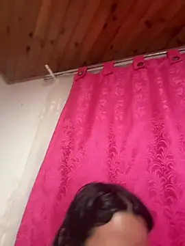 Anily Lovely online show from April 15, 2026, 11:27 pm