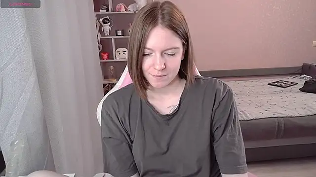 Snapshot of CassieJuice69 chatting on October 24, 2025, 6:15 pm CassieJuice69 online show from October 24, 2025, 6:15 pm