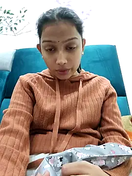 Snapshot of Aleena_Rai chatting on December 15, 2024, 3:42 pm Aleena Rai online show from December 15, 2024, 3:42 pm
