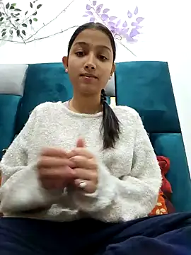 Snapshot of Aleena_Rai chatting on January 7, 2025, 7:17 pm Aleena Rai online show from January 7, 2025, 7:17 pm