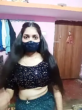 Cute-Simmi online show from December 11, 2024, 7:31 am