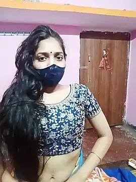 Cute-Simmi online show from January 4, 2025, 5:26 pm