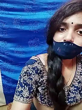 Cute-Simmi online show from January 28, 2025, 9:29 pm