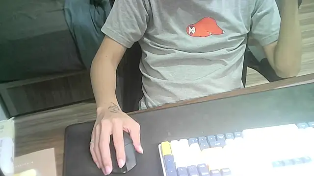 Ryan67533 online show from November 7, 2025, 12:27 pm