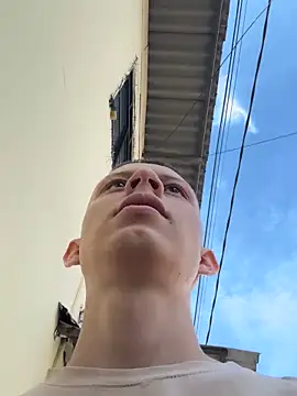 Snapshot of Daddyrich_632 chatting on December 3, 2025, 6:50 pm Daddyrich 632 online show from December 3, 2025, 6:50 pm