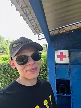 Daddyrich 632 online show from April 14, 2026, 3:07 pm