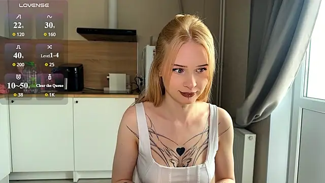 Snapshot of lisa_barbie chatting on May 4, 2026, 9:05 am lisa barbie online show from May 4, 2026, 9:05 am