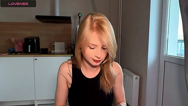 Snapshot of lisa_barbie chatting on May 24, 2026, 6:29 am lisa barbie online show from May 24, 2026, 6:29 am