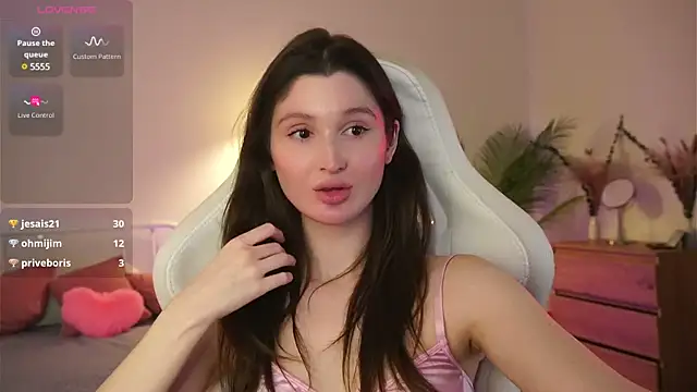 tender babyy online show from March 12, 2025, 1:40 pm