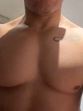 Snapshot of BryanWilliam chatting on January 15, 2026, 4:50 am BryanWilliam online show from January 15, 2026, 4:50 am