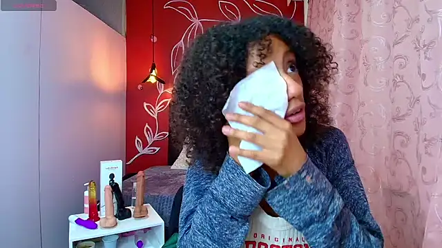 Zia Green online show from March 4, 2025, 3:26 pm