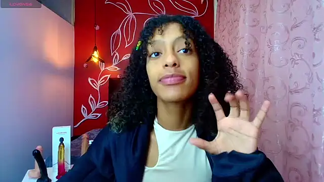 Zia Green online show from March 10, 2025, 12:04 pm