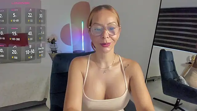 Snapshot of AvaCollinss chatting on October 3, 2025, 12:02 pm AvaCollinss online show from October 3, 2025, 12:02 pm