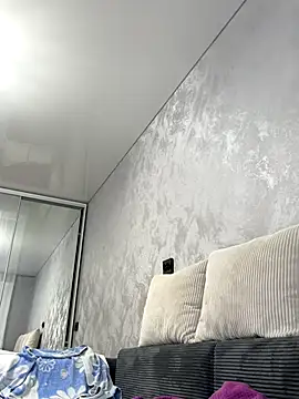 Snapshot of viviandaimond1 chatting on November 14, 2025, 9:41 am viviandaimond1 online show from November 14, 2025, 9:41 am