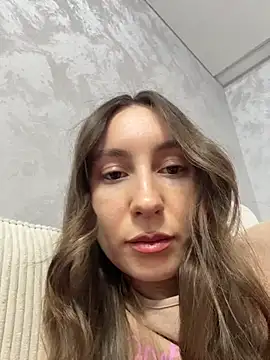 Snapshot of viviandaimond1 chatting on January 6, 2026, 7:17 pm viviandaimond1 online show from January 6, 2026, 7:17 pm