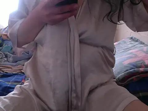 straichathot 08 online show from December 19, 2025, 1:07 pm