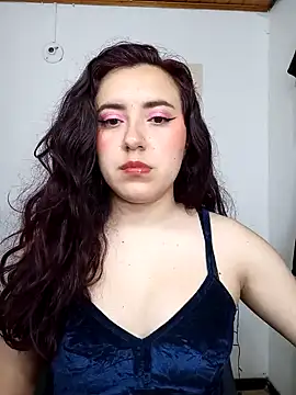 Snapshot of Emi_chik chatting on January 10, 2025, 10:17 am Emi chik online show from January 10, 2025, 10:17 am