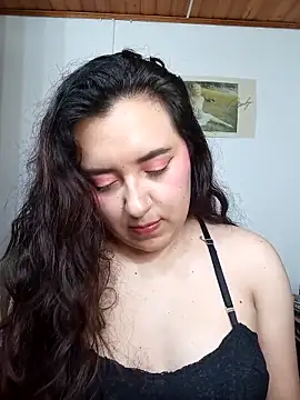 Snapshot of Emi_chik chatting on September 25, 2025, 11:14 am Emi chik online show from September 25, 2025, 11:14 am