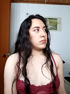 Snapshot of Emi_chik chatting on February 14, 2026, 10:45 am Emi chik online show from February 14, 2026, 10:45 am