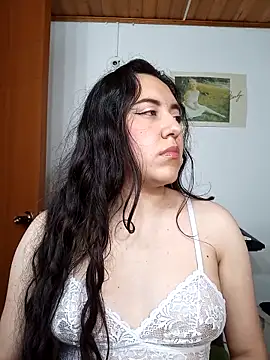 Snapshot of Emi_chik chatting on February 15, 2026, 10:25 am Emi chik online show from February 15, 2026, 10:25 am