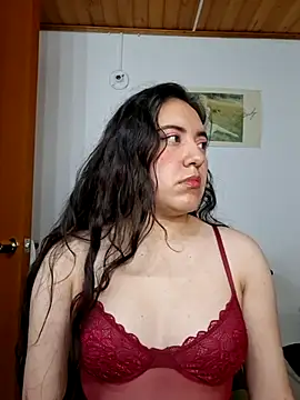 Snapshot of Emi_chik chatting on February 20, 2026, 10:49 am Emi chik online show from February 20, 2026, 10:49 am