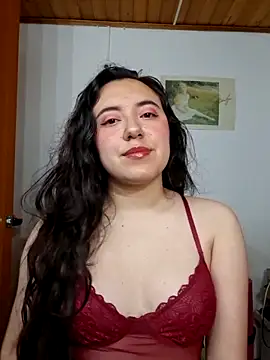 Snapshot of Emi_chik chatting on April 25, 2026, 9:23 am Emi chik online show from April 25, 2026, 9:23 am