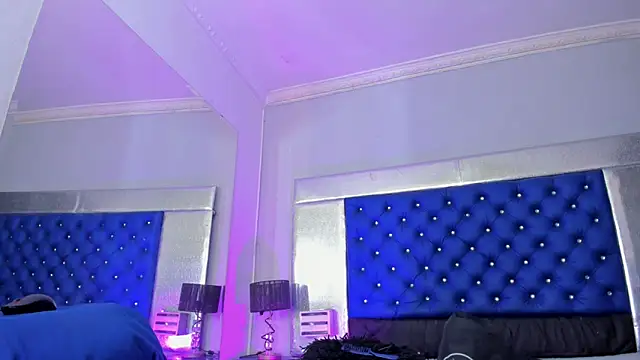 Snapshot of Eyleen_Santos chatting on December 15, 2025, 7:40 pm Eyleen Santos online show from December 15, 2025, 7:40 pm