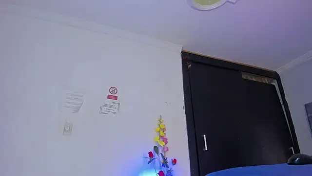 Snapshot of Eyleen_Santos chatting on March 28, 2026, 7:57 pm Eyleen Santos online show from March 28, 2026, 7:57 pm