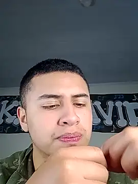 Snapshot of SexyBoy-Bigclit chatting on December 8, 2024, 12:30 pm SexyBoy-Bigclit online show from December 8, 2024, 12:30 pm