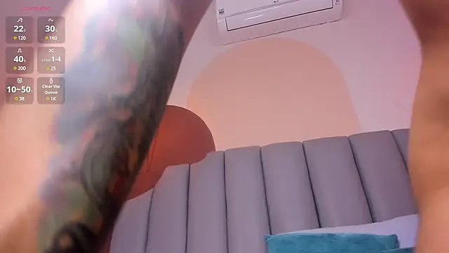 tammylee  online show from March 14, 2025, 10:39 am