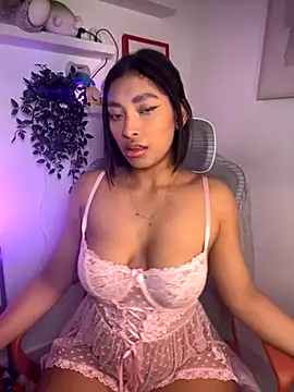 Isabella fasilier online show from September 24, 2025, 1:09 am