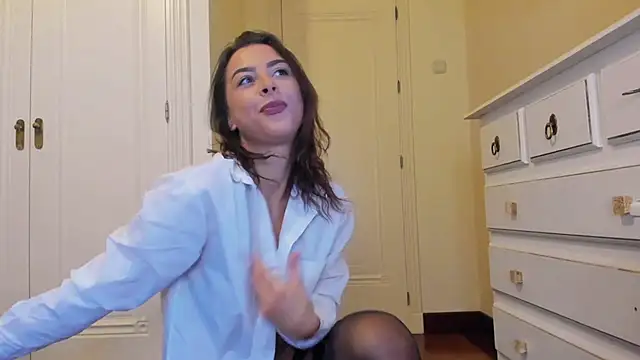 Snapshot of nycole_new chatting on February 22, 2026, 8:51 pm nycole new online show from February 22, 2026, 8:51 pm