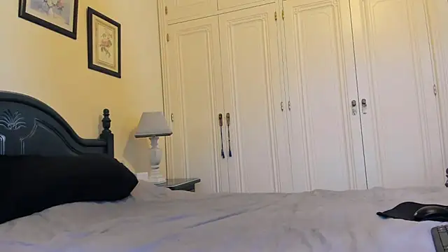 Snapshot of nycole_new chatting on March 19, 2026, 6:34 pm nycole new online show from March 19, 2026, 6:34 pm