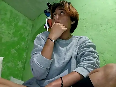 ruygw online show from December 3, 2024, 2:25 am