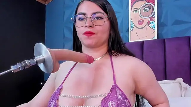 NicoleJonss online show from May 22, 2026, 3:13 am
