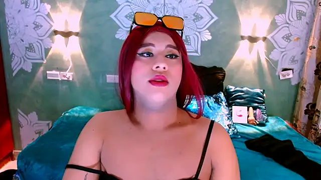 Emili Roux online show from March 18, 2025, 3:53 pm