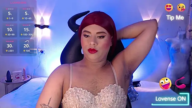 Emili Roux online show from December 2, 2025, 12:32 pm