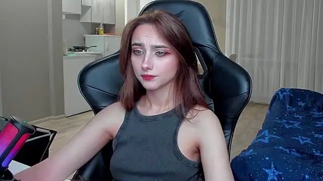 SilverDream online show from September 28, 2025, 8:25 pm