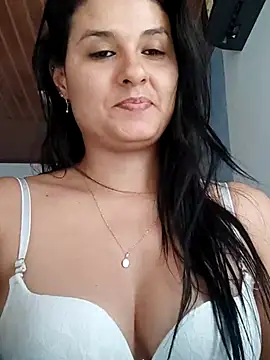 elena jonees online show from March 3, 2025, 6:33 pm