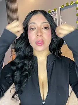 Snapshot of Valery_Evaans chatting on February 19, 2026, 2:40 am Valery Evaans online show from February 19, 2026, 2:40 am