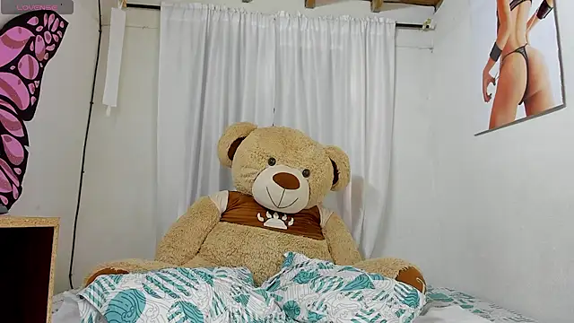 Snapshot of sweet_amalia4 chatting on September 11, 2025, 7:14 pm sweet amalia4 online show from September 11, 2025, 7:14 pm