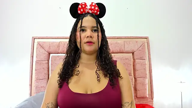 zoee lovv online show from January 16, 2025, 3:02 am