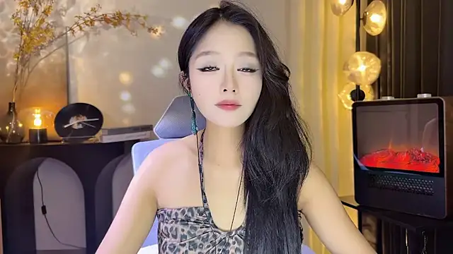 xiaodaibabyy online show from December 22, 2024, 12:05 pm