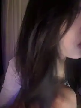 xiaodaibabyy online show from February 15, 2025, 7:17 pm