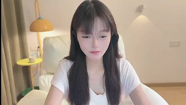 xiaodaibabyy online show from September 12, 2025, 1:00 pm