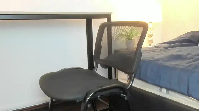 Caroline dh online show from February 12, 2026, 11:38 am